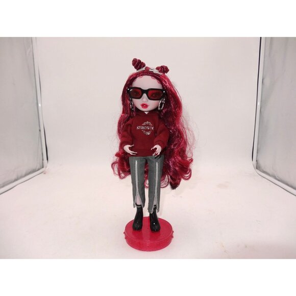 Rainbow High Shadow High Scarlett Rose Doll Top Pants Boots Glasses and Stand - Picture 1 of 6